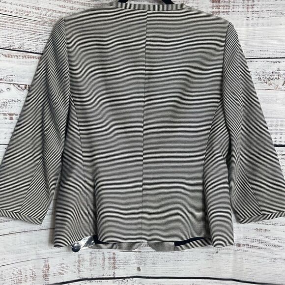 Talbots Jacket Womens size 8 the jackie fit Blazer  striped button Up preppy New - Picture 4 of 9